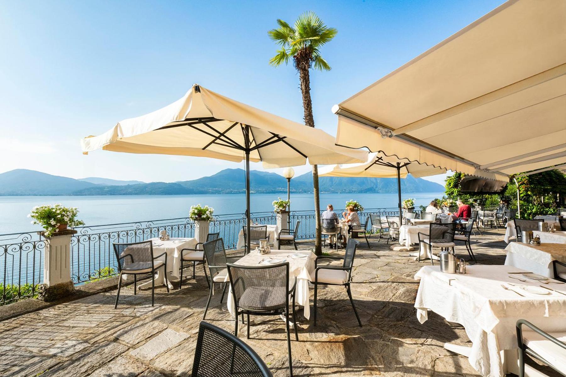 Hotel La Rondinella 카네로 리비에라 외부 사진