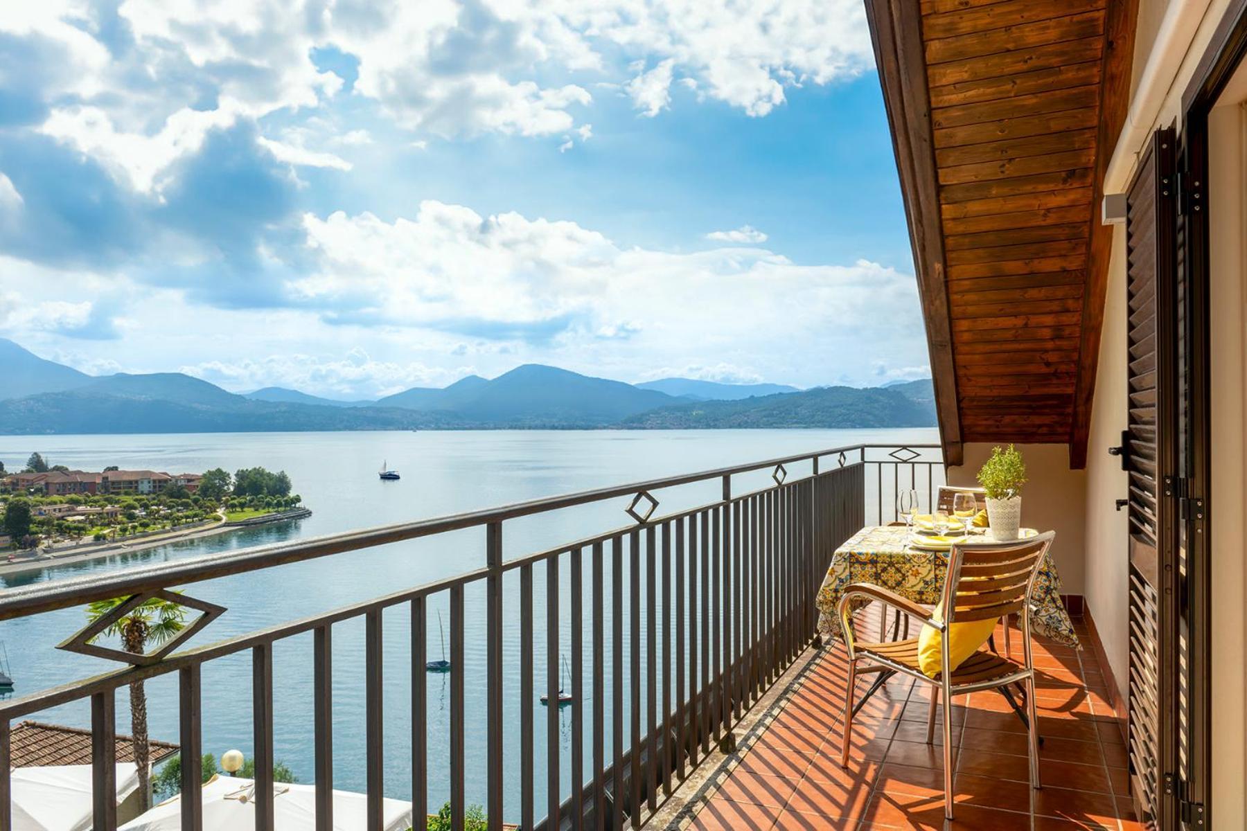 Hotel La Rondinella 카네로 리비에라 외부 사진