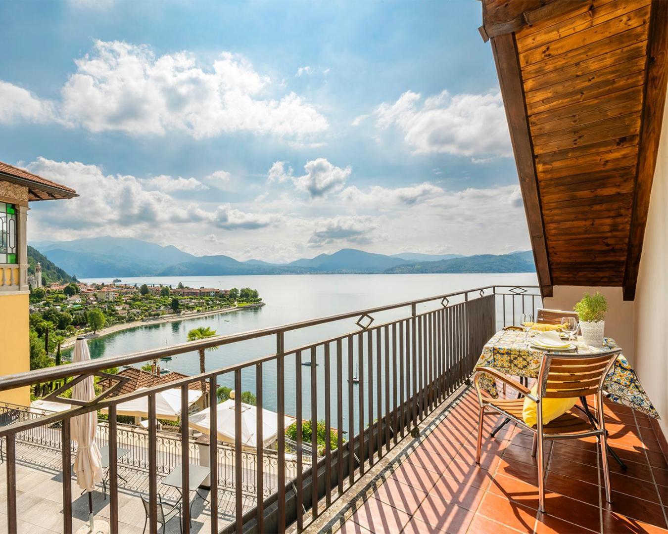 Hotel La Rondinella 카네로 리비에라 외부 사진